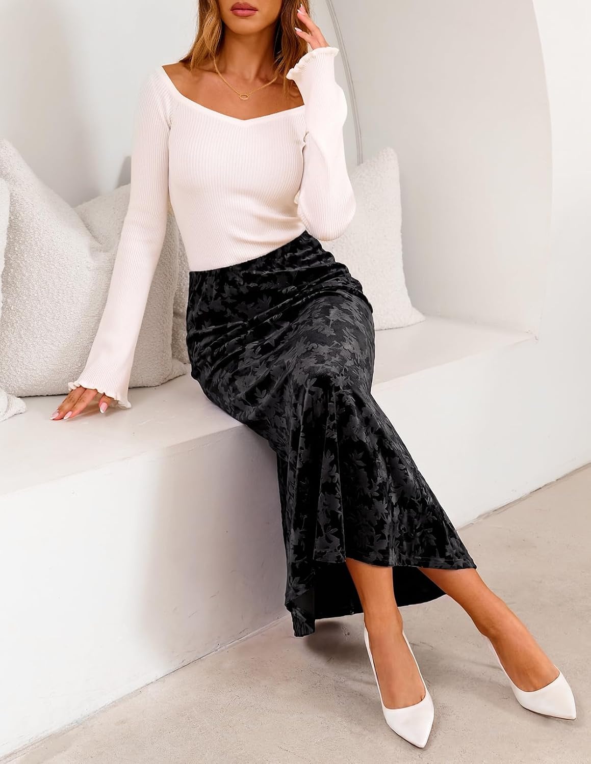 image:imageMEROKEETY Womens Fall Floral Velvet Maxi Skirt Floral Velvet Textured Mermaid Fishtail Hem Elastic High Waist Elegant Classy 2026 Trendy Long SkirtsBlack