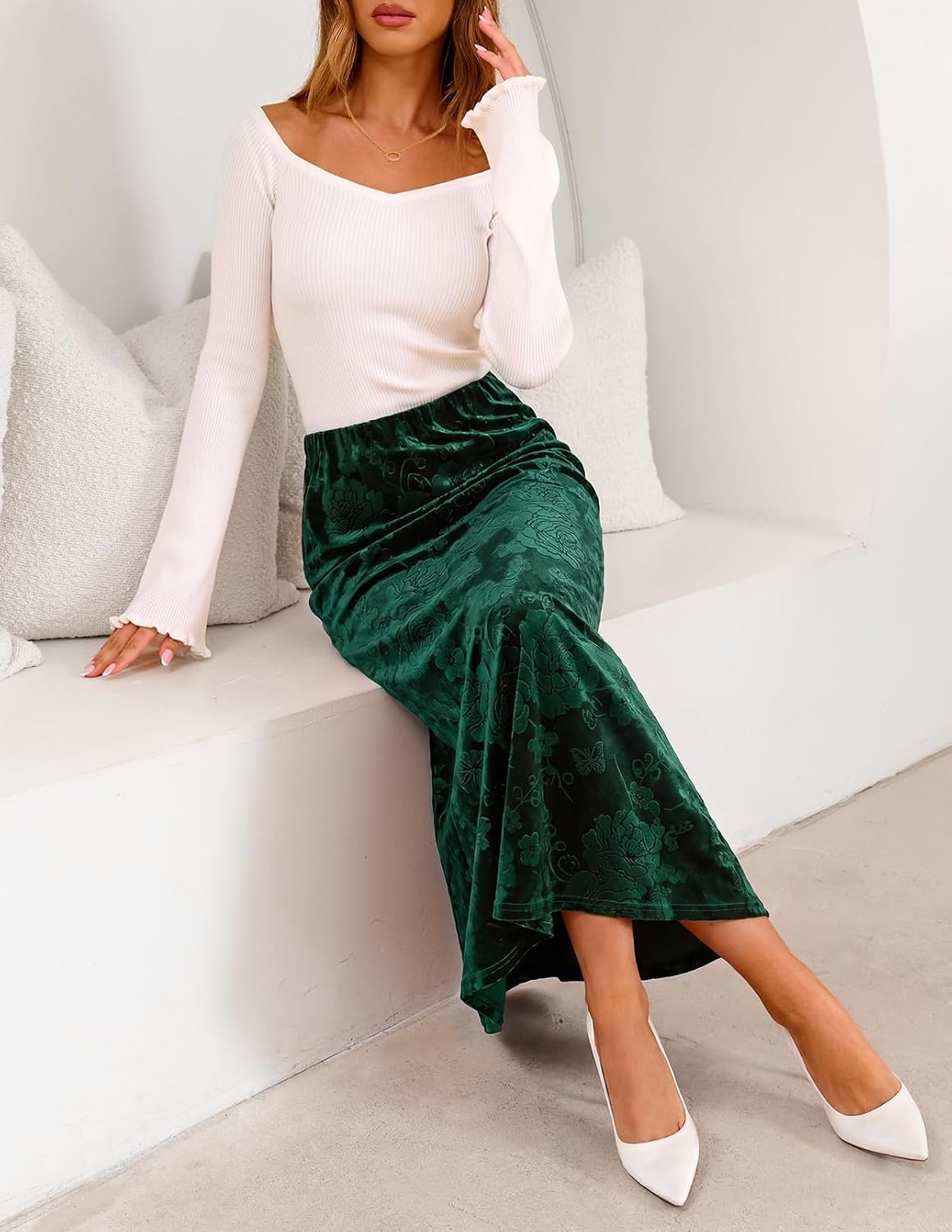 image:imageMEROKEETY Womens Fall Floral Velvet Maxi Skirt Floral Velvet Textured Mermaid Fishtail Hem Elastic High Waist Elegant Classy 2026 Trendy Long SkirtsGreen