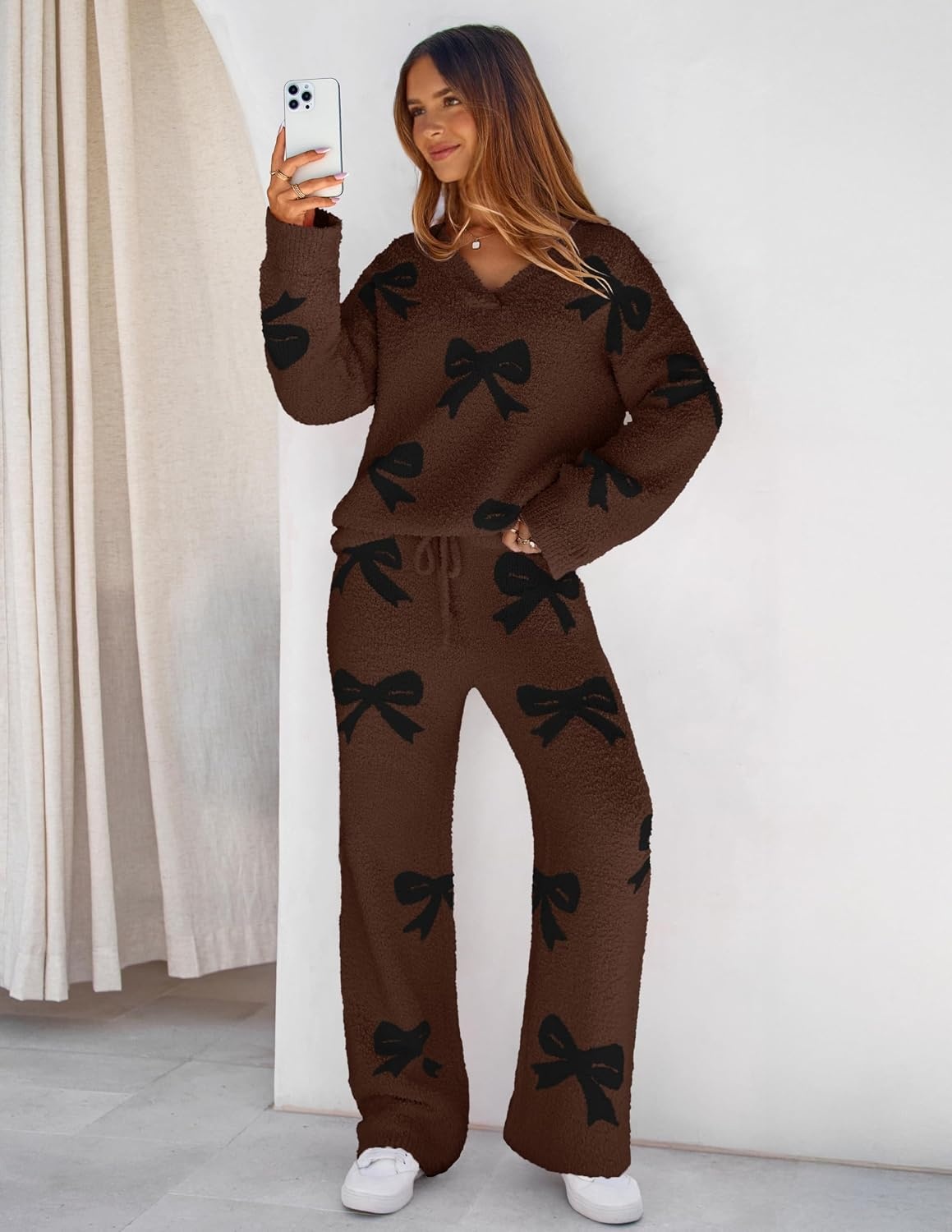 image:imageMEROKEETY Womens Fall Fleece 2 Piece Outfits Pajama Lounge SetsBowcoffee