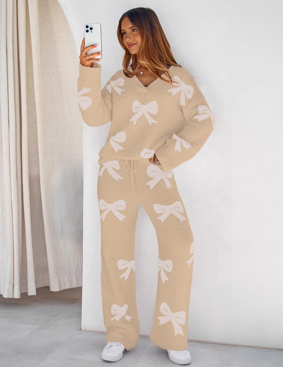 image:imageMEROKEETY Womens Fall Fleece 2 Piece Outfits Pajama Lounge SetsBowkhaki